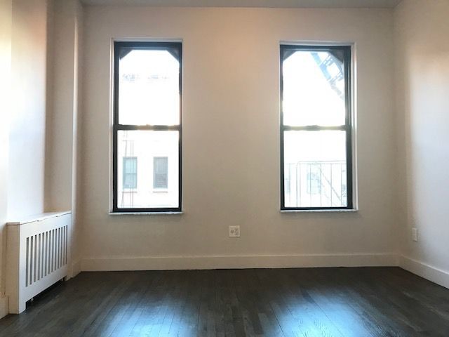 Primary Photo - 308 E 89th St