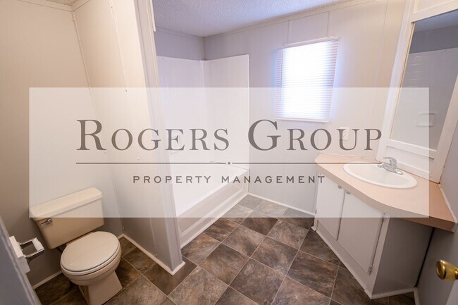 Foto del edificio - 51 Foster Rd