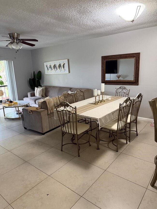 Foto del edificio - 4124 NW 88th Ave