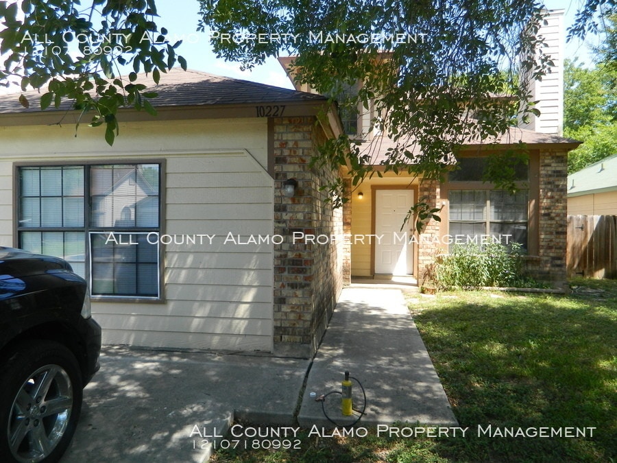 3 bed 2 bath House Rental in San Antonio, TX