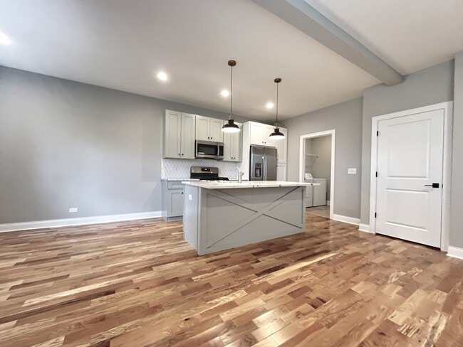 Foto del edificio - 964 Partridge Cir