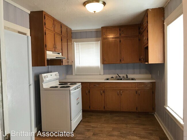 Building Photo - 3 br, 1 bath House - 1231 Alexandria  Road