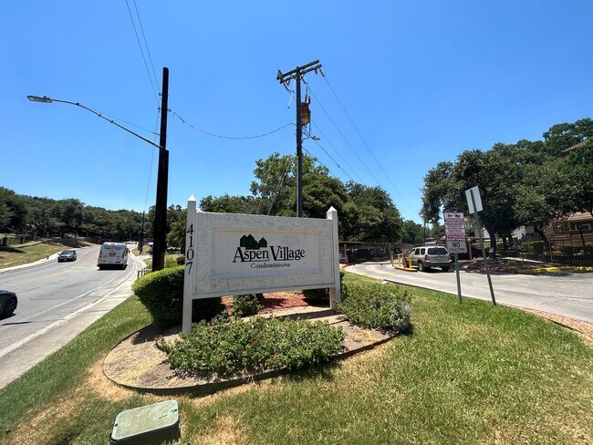 Foto del edificio - **MOVE-IN SPECIAL!** AMAZING 1 Bedroom Con...