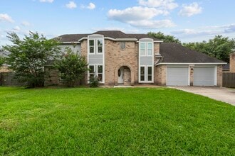 Building Photo - 1107 Londonderry Ave