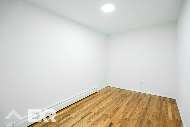 Foto del edificio - 325 Winthrop St