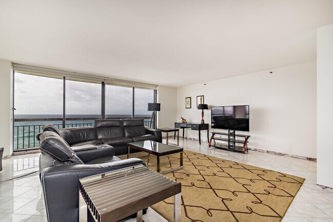 Building Photo - 4000 N Ocean Dr