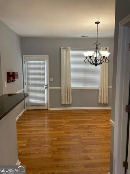 Building Photo - 4684 Liberty Square Dr