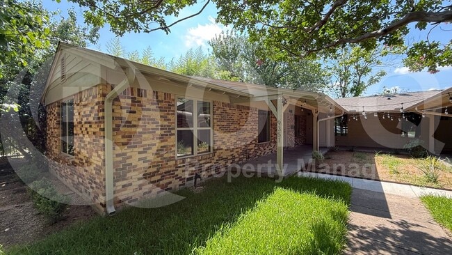Building Photo - 9351 Angora St