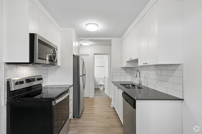 1 chambre, 1 salle de bain - 65 m² - Cuisine - Macaulay East Apartments