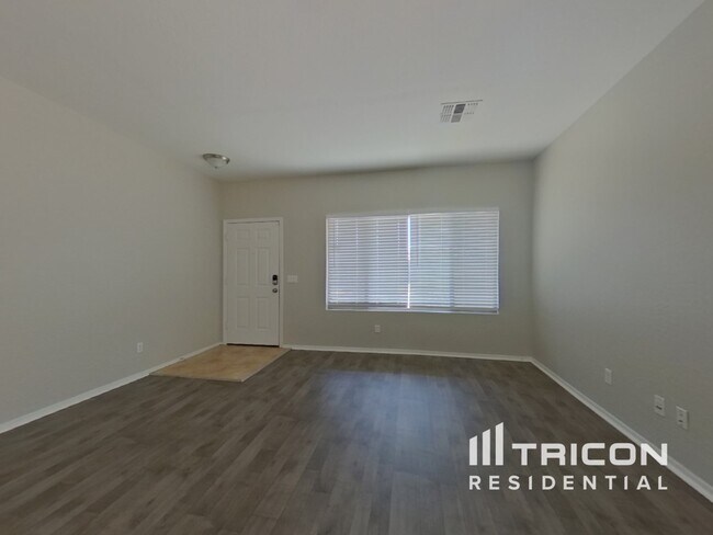 Building Photo - 6923 S 50th Dr