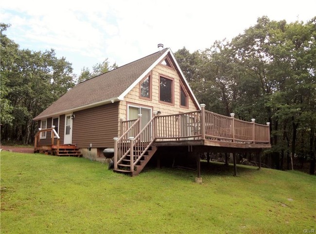 Building Photo - 145 Claremont Dr