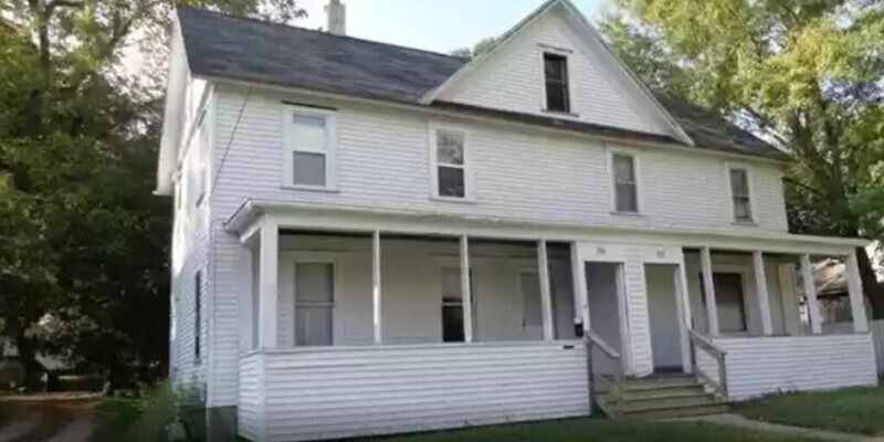 Primary Photo - 312 S. Janesville