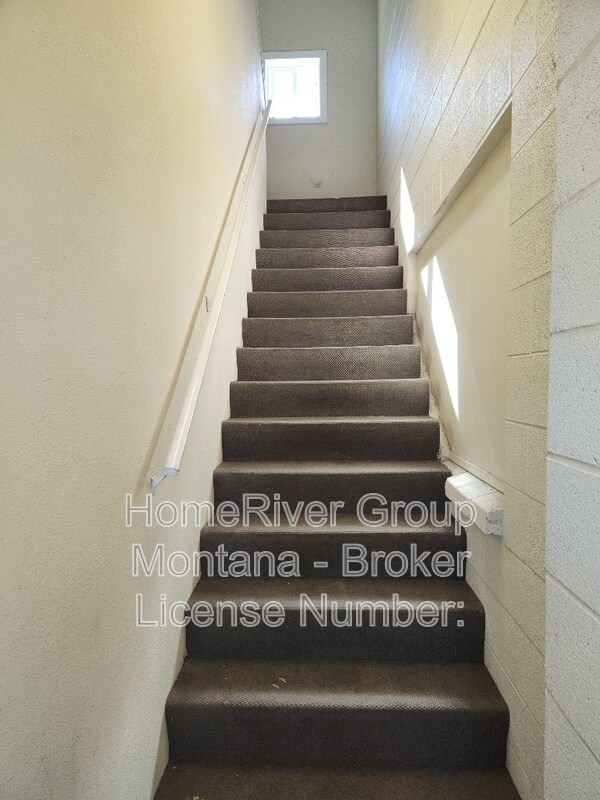 Foto del edificio - 100 South Ave E