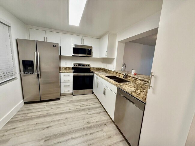 Foto del edificio - 311 SE 3rd St