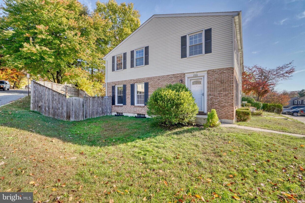 Primary Photo - 3500 Moultree Pl