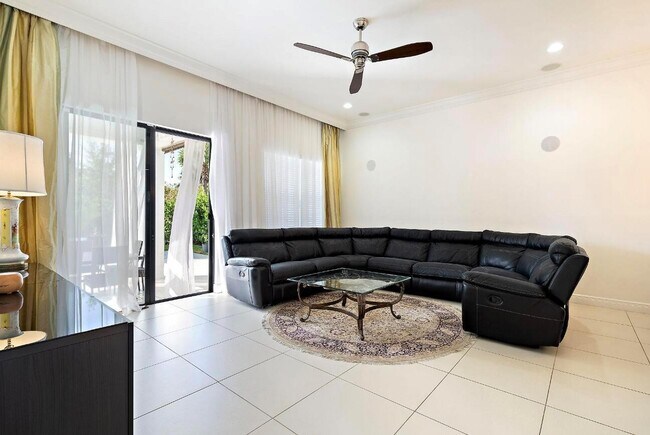 Foto del edificio - 6484 Vireo Ct
