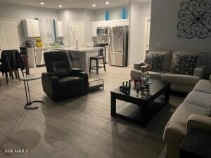 Foto del edificio - 7384 W Mountain View Rd