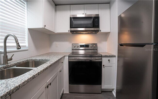 Foto del edificio - 4431 6th St S