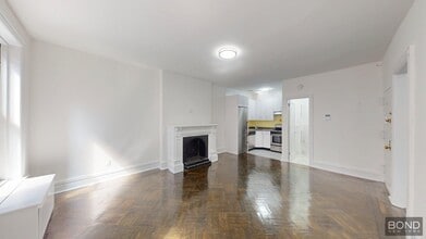 Building Photo - 24 E 80th St