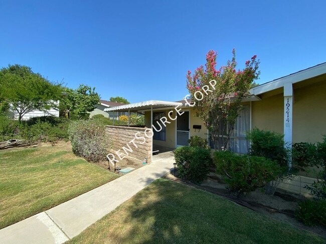 Foto del edificio - 19214 Avenue Of The Oaks