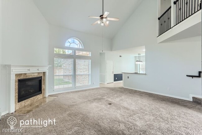 Building Photo - 5 br, 3.5 bath House - 4809 San Remo Drive...