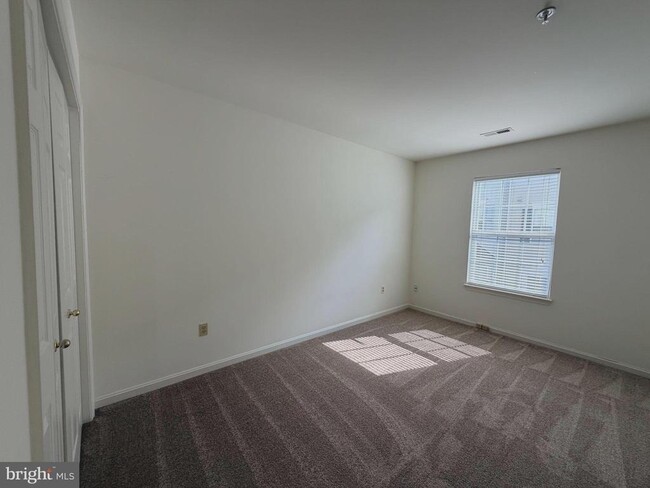Foto del edificio - 8906 Mallard Ct