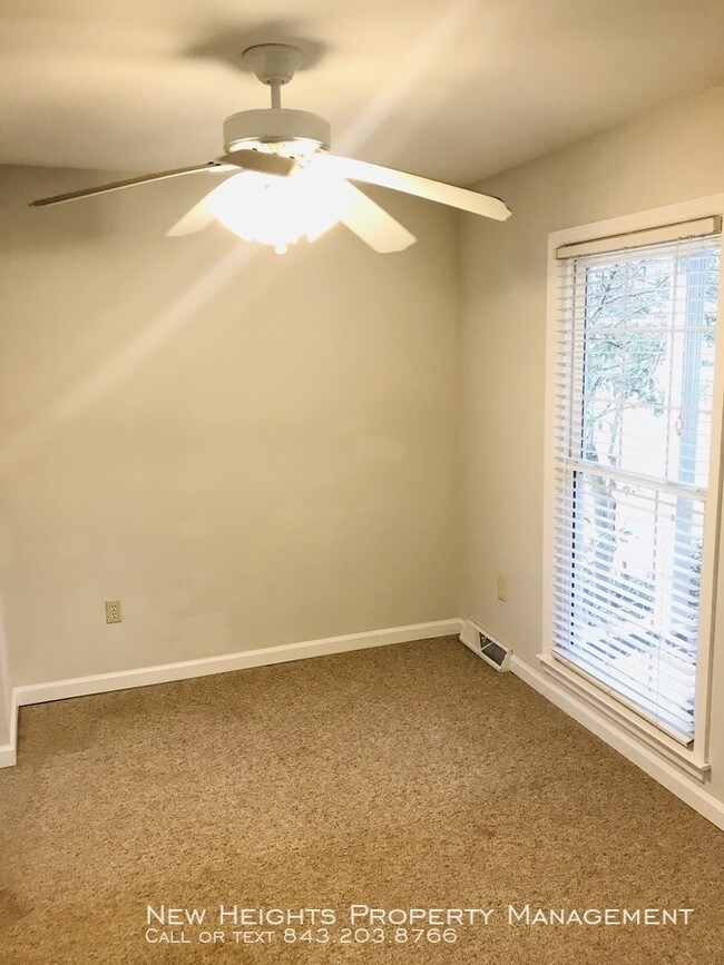 Building Photo - 1105 Port Harbor Ct