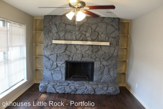 Building Photo - 1016 N J P Wright Loop Rd