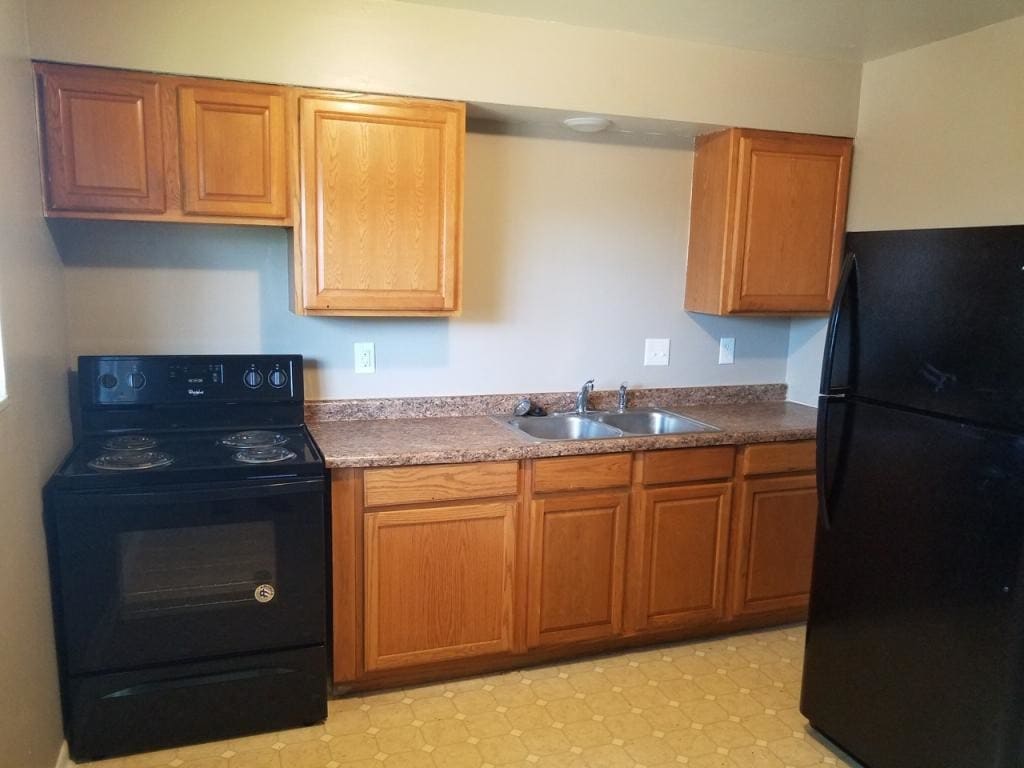 Primary Photo - 211 S. Kimble Dr Bloomington, IN 47404