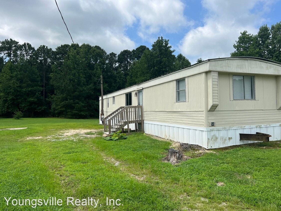 3 br, 1.5 bath House 50 Pine Forest Way House Rental in Louisburg