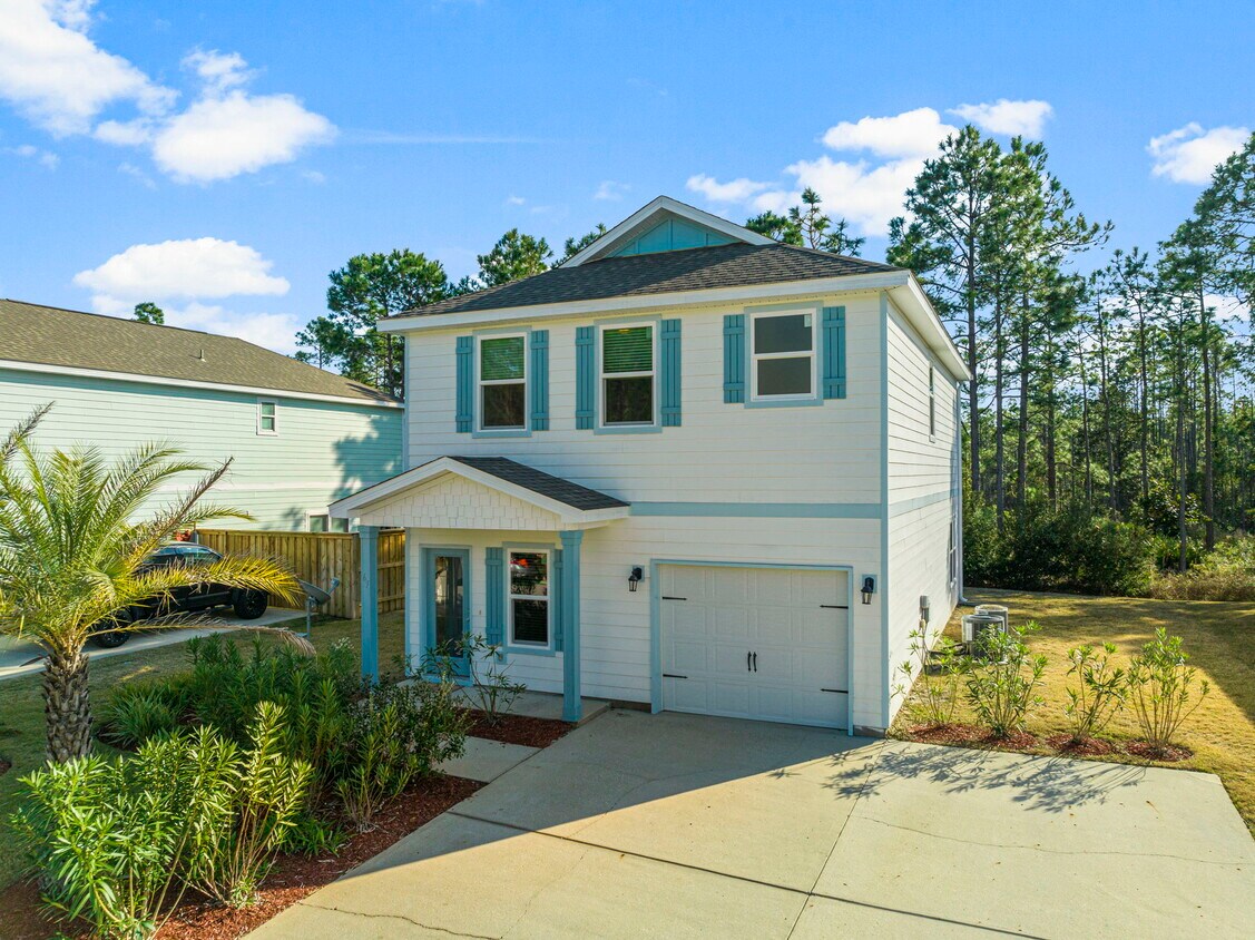 Primary Photo - 69 Topsail Dr