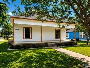 Building Photo - 420 S 27th St