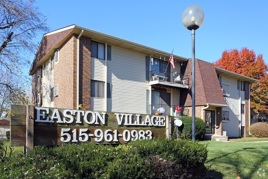 Easton Village Apartments Rentals Indianola, IA