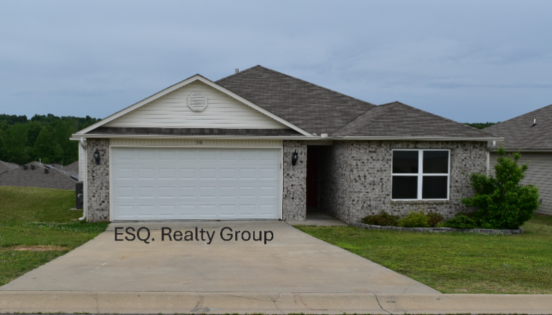 Primary Photo - 30 Summer Wind Rd
