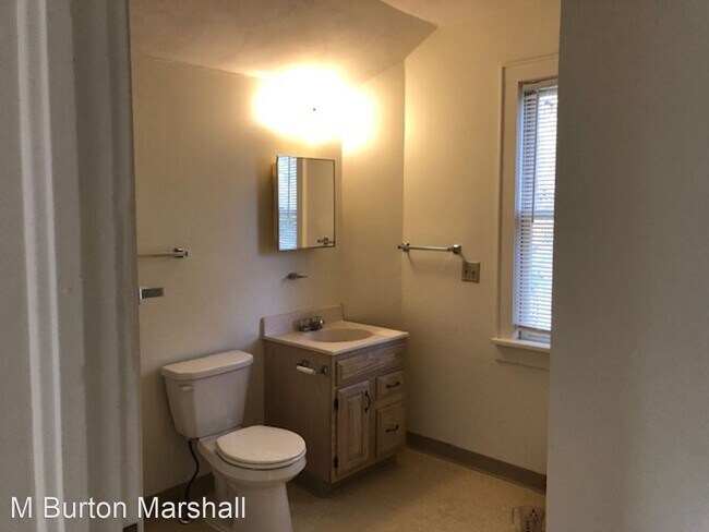 Building Photo - 3 br, 1 bath House - 22 Eaton St