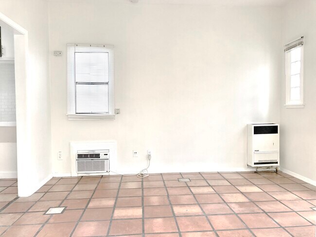Foto del edificio - 979 S Ardmore Ave
