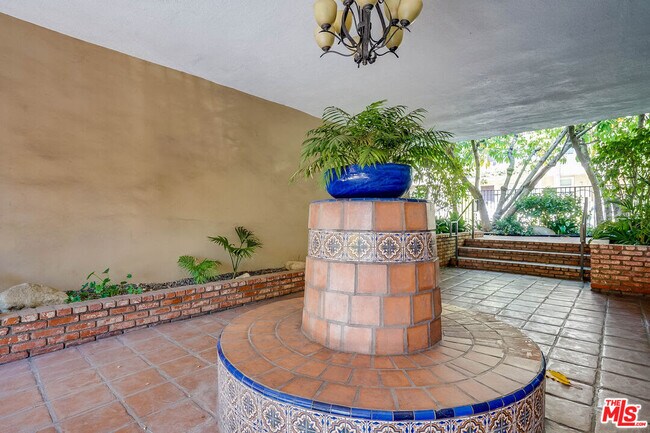 Foto del edificio - 11670 W Sunset Blvd