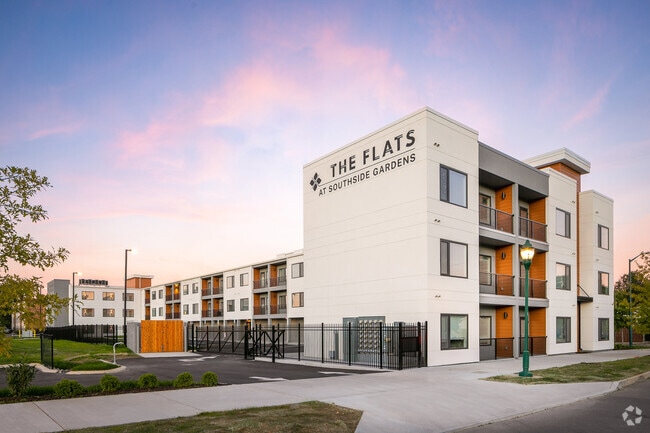 Building Photo - The Flats at Southside Gardens