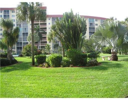 Foto principal - 2731 NE 14th Street Causeway