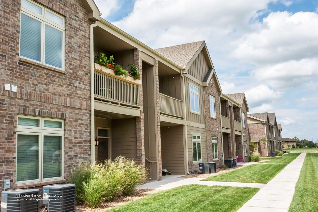 1904 N Severance St Unit 26, Hutchinson, KS 67501 Apartment for Rent