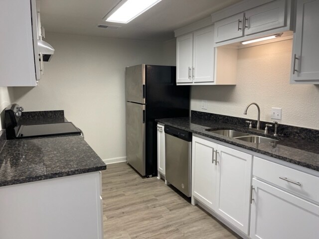 Cocina - 1505 W Pearl St