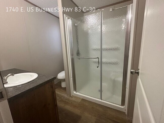 Foto del edificio - 1740 W Business Hwy 83