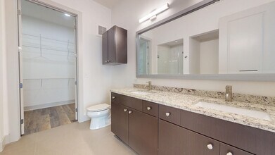 Interior Photo - 322 on North Broad