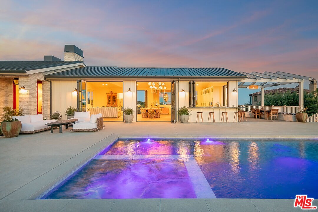 Foto principal - 5770 Busch Dr