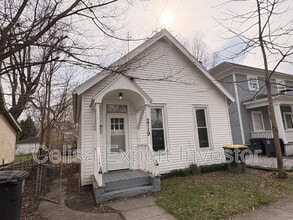 Building Photo - 2719 Indiana Ave