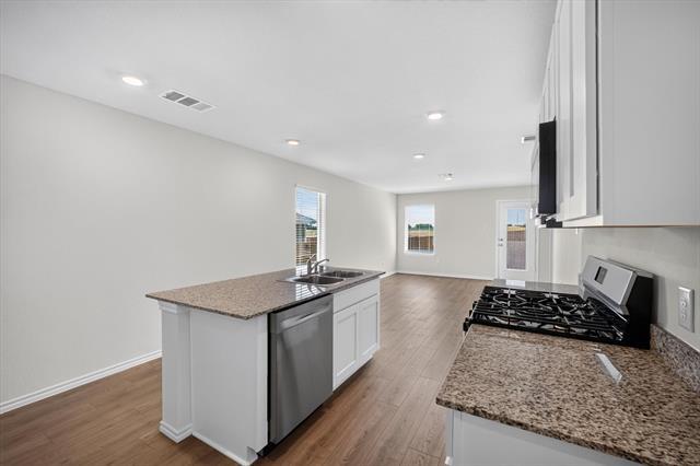 Building Photo - 3030 Serenity Ln