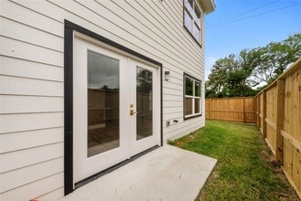 Building Photo - 7117 Springdale St