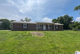 Building Photo - 607 Harvard Dr