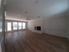 Building Photo - 5310 Glenmere Ln