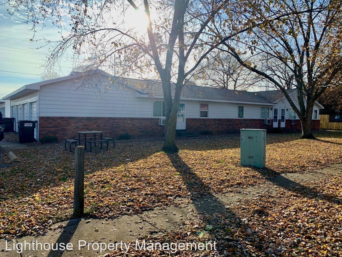 Foto principal - 42 50th St SW
